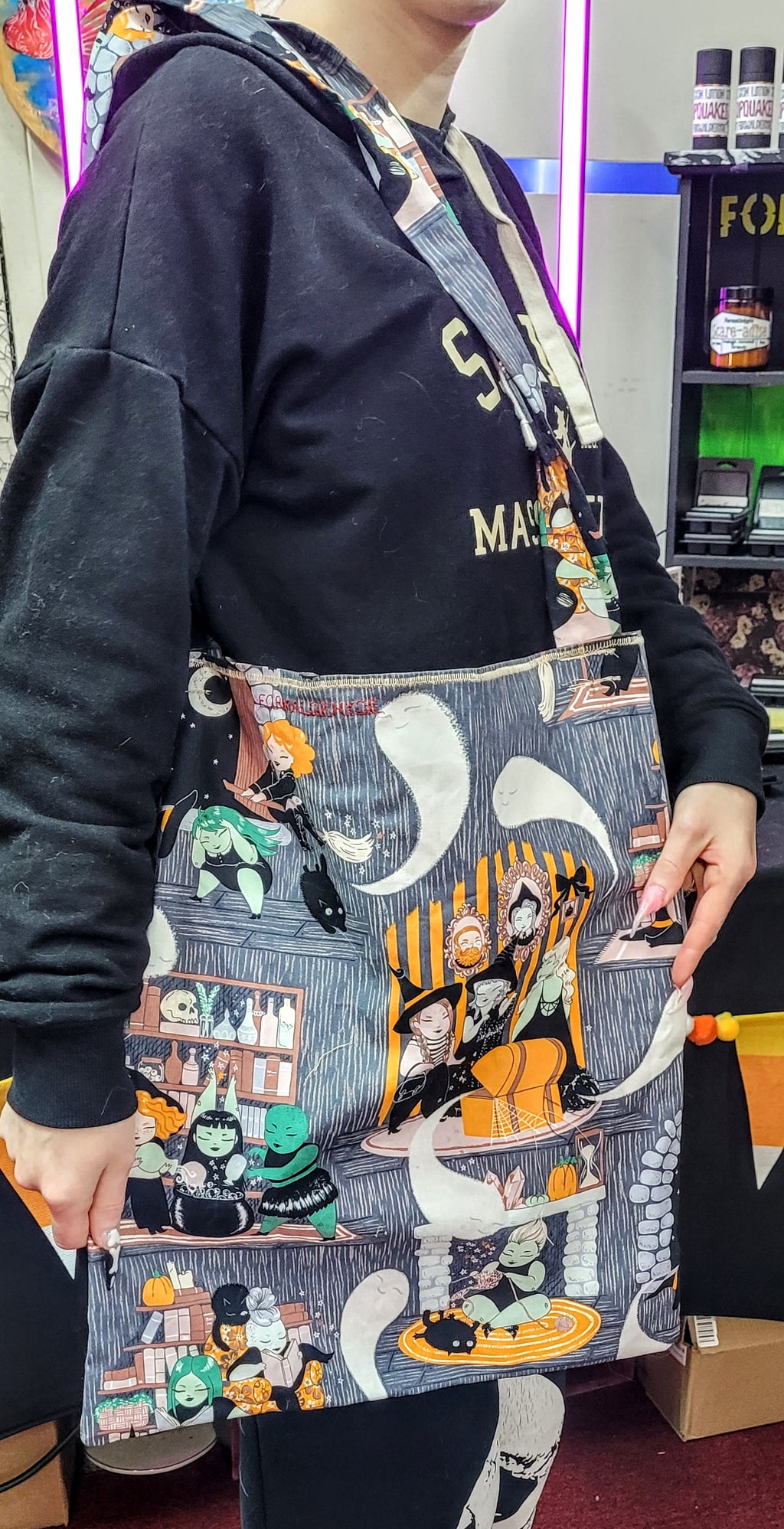 Halloween witch tote bag