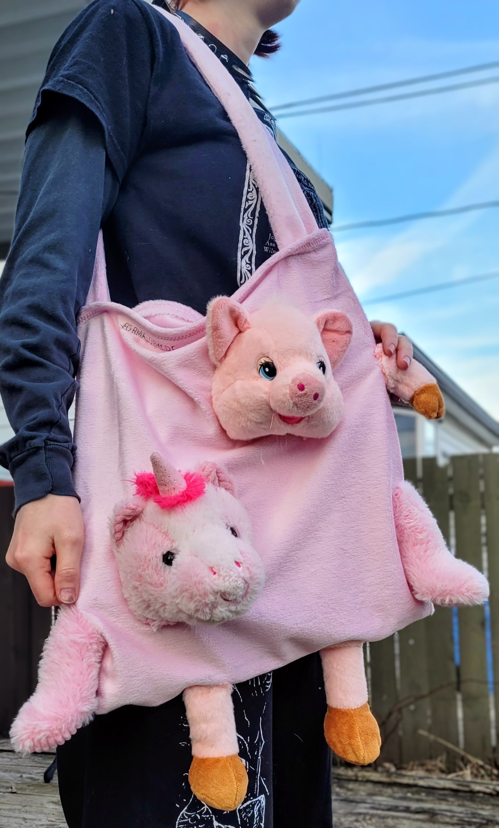 Stuffed animal tote bag